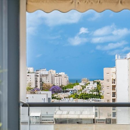 דירות אשדוד Ocean View Oasis With Balcony For Families מראה חיצוני תמונה